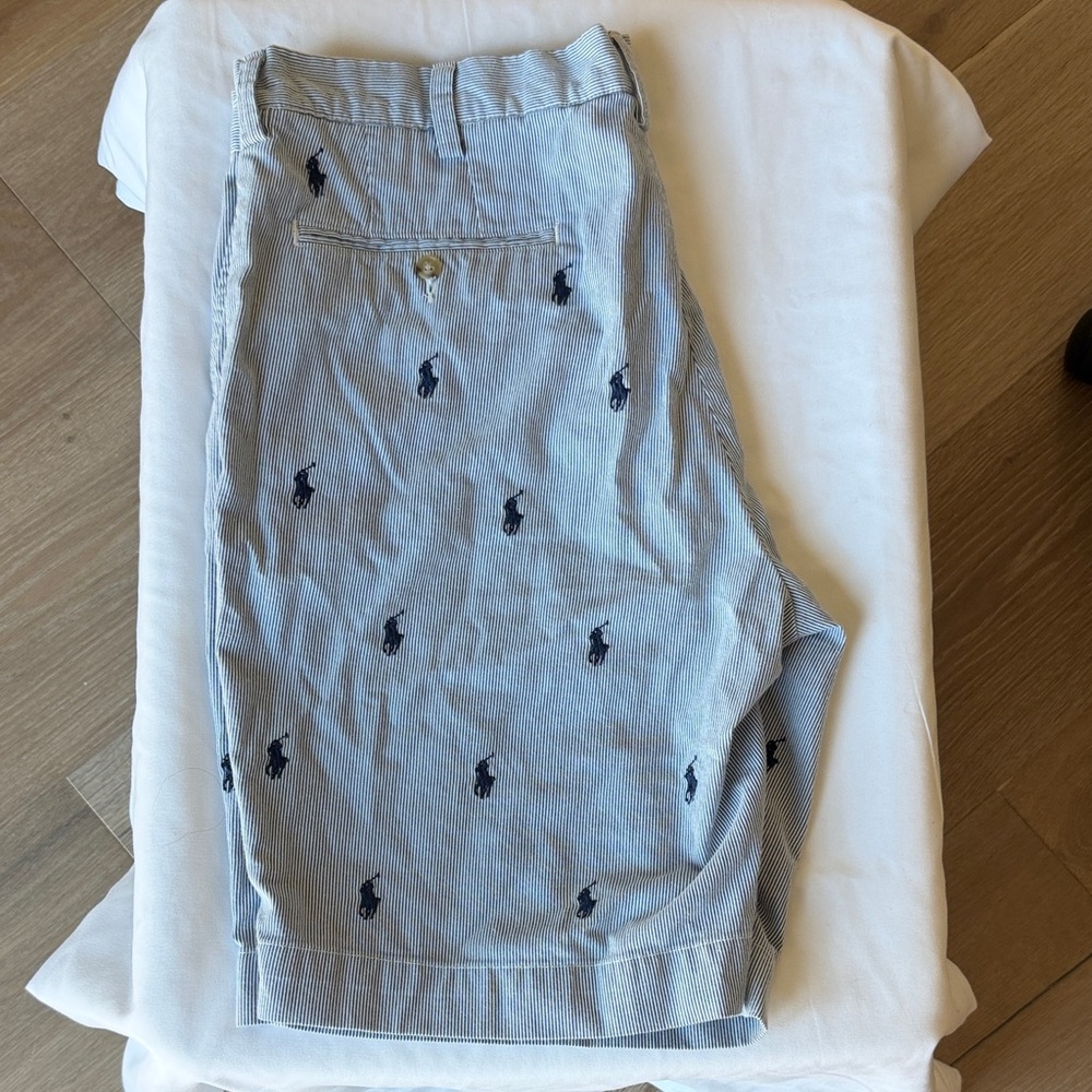 Ralph Lauren pinstripe Shorts in Navy and white with the Ralph Lauren logo